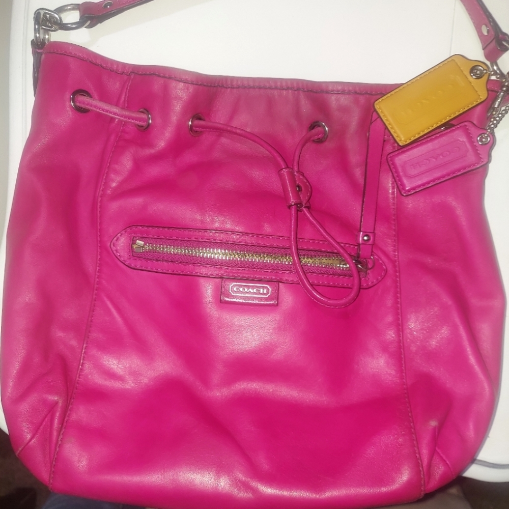 Sexy Hot pink COACH DAISY LEATHER DRAWSTRING SHOULDER BAG